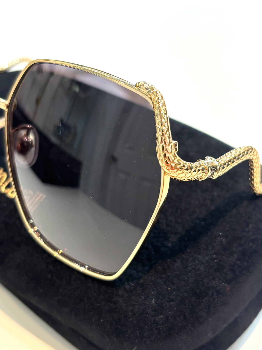ROBERTO CAVALLI GEOMETRIC FRAME SNAKE ARM SUNGLASSES