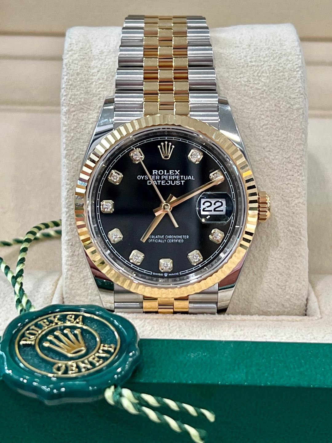 ROLEX OYSTER PERPETUAL DATEJUST 36MM STAINLESS STEEL 18K GOLD DIAMOND DIAL