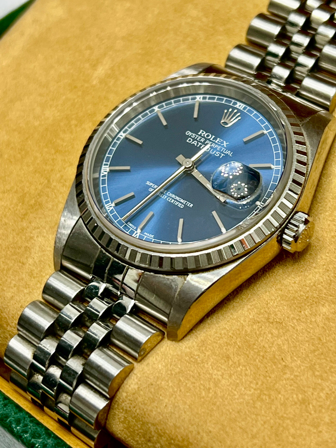 ROLEX OYSTER PERPETUAL DATEJUST 36MM WATCH
