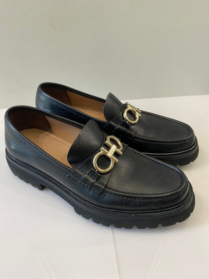 SALVATORE FERRAGAMO BLEECKER 4 GANCINI LEATHER LOAFERS