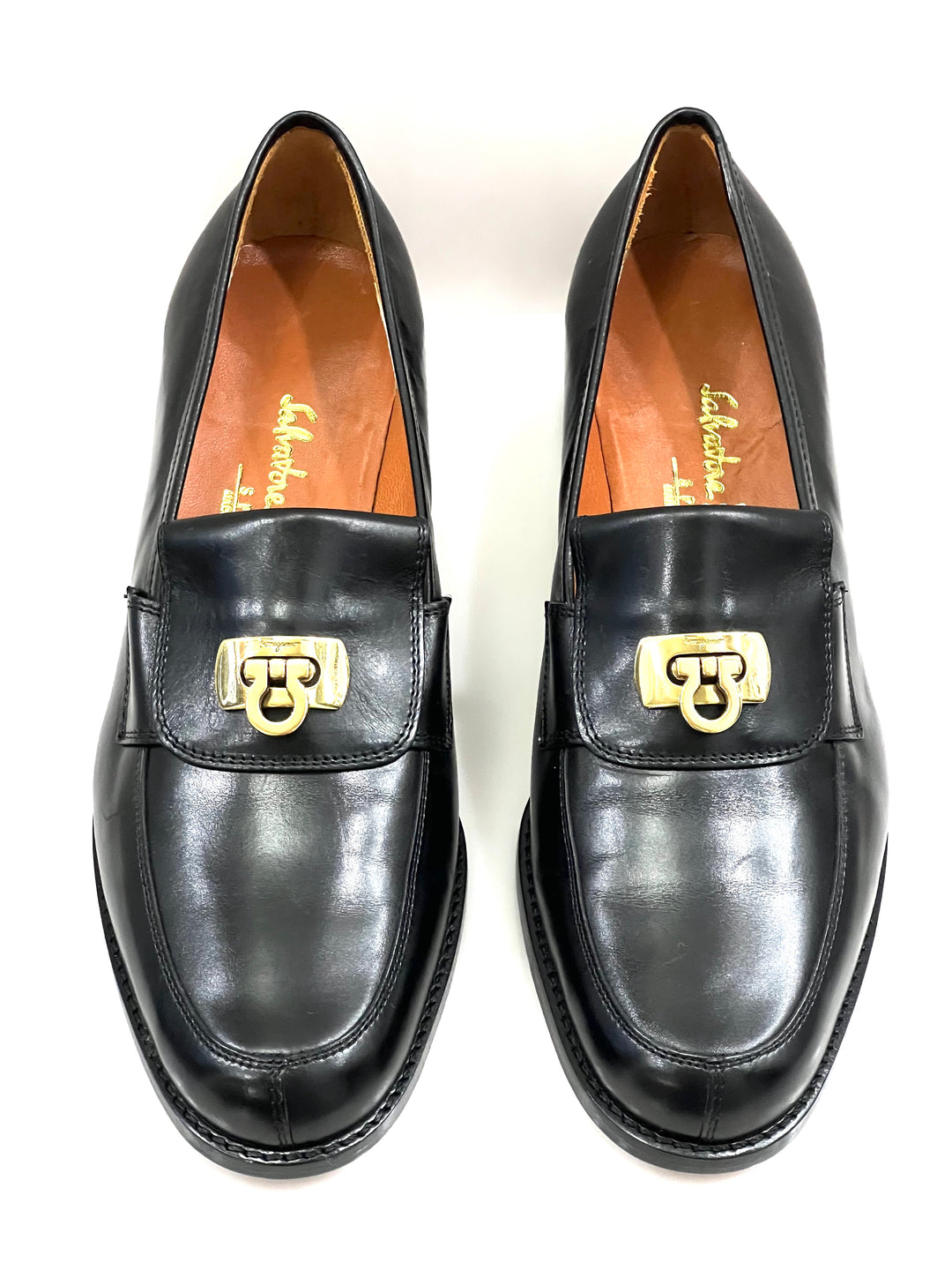 SALVATORE FERRAGAMO LADIES LEATHER LOAFERS