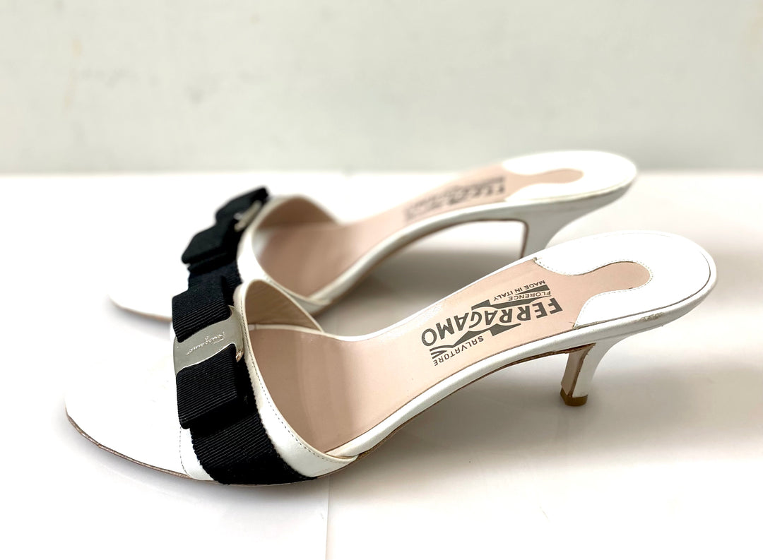 SALVATORE FERRAGAMO VARA BOW KITTEN HEELS MULES