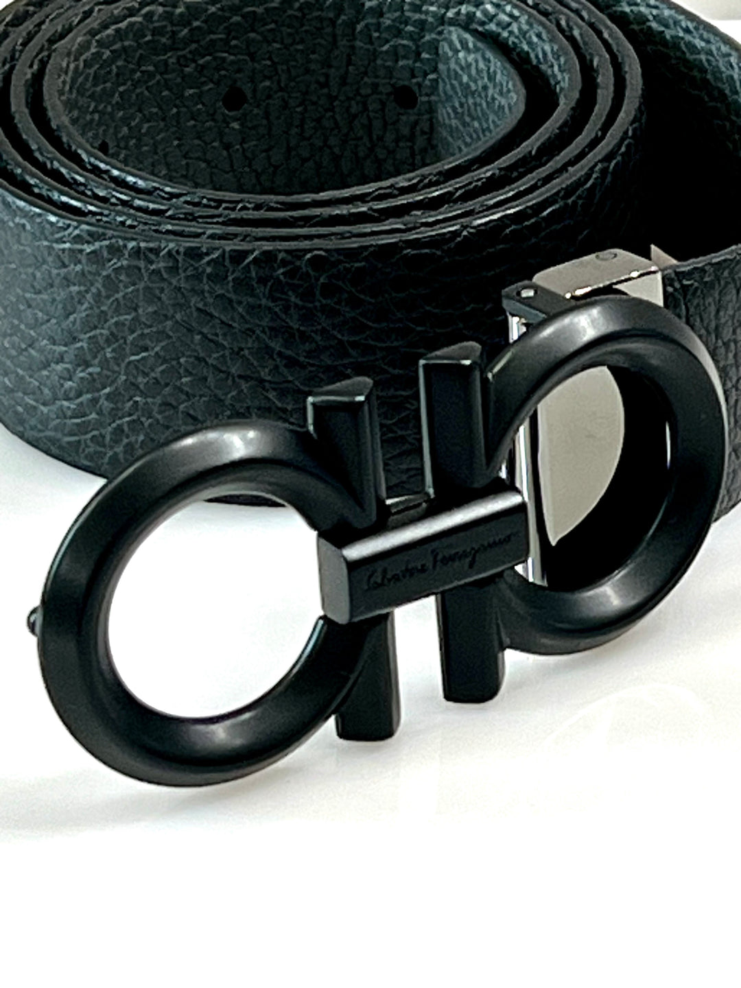 SALVATORE FERRAGAMO REVERSIBLE GANCINI BELT