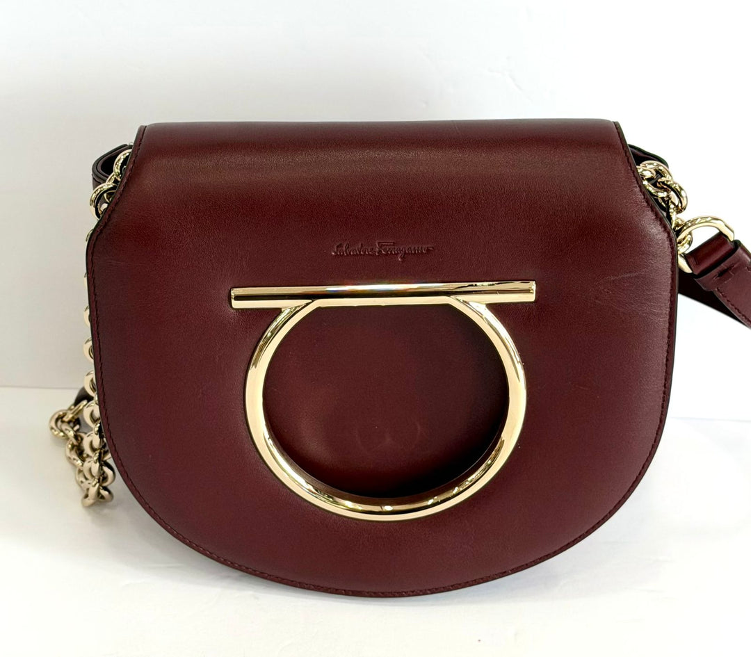 FERRAGAMO GANCINI VELA LARGE FLAP CALFSKIN LEATHER CROSSBODY BAG
