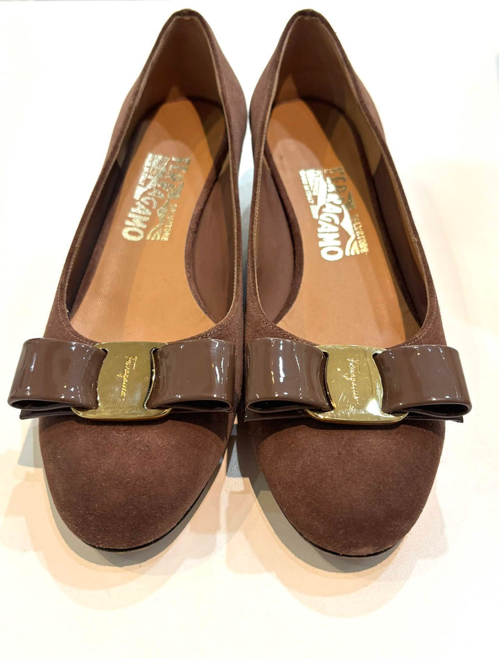 SALVATORE FERRAGAMO VARA PUMPS
