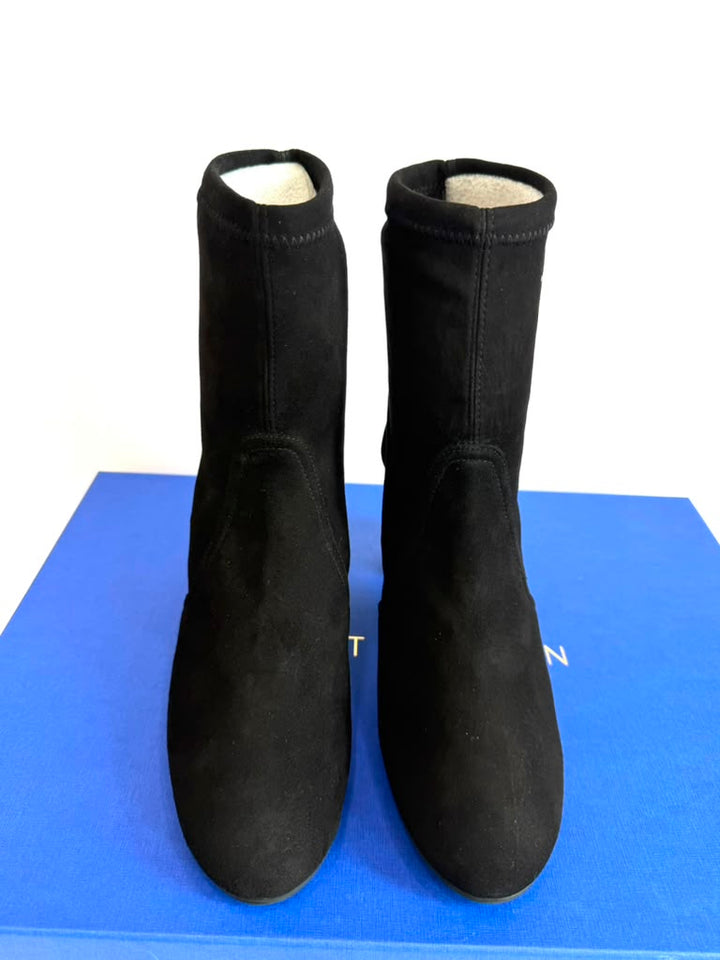 STUART WEITZMAN BLACK SUEDE BOOTIES