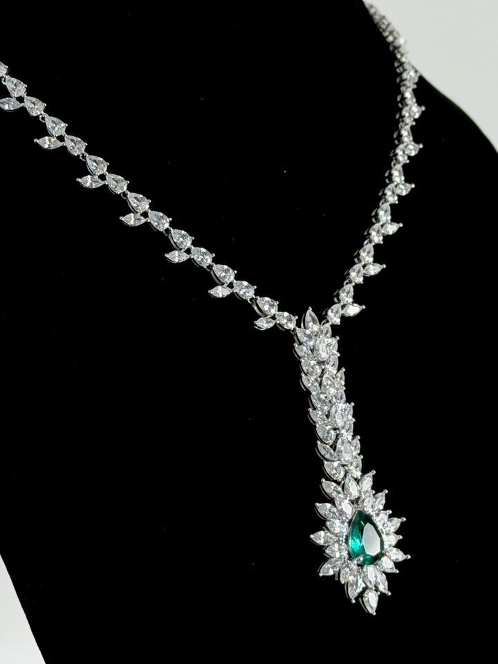 STERLING SILVER EMERALD LARIAT SWAROVSKI® CRYSTAL NECKLACE
