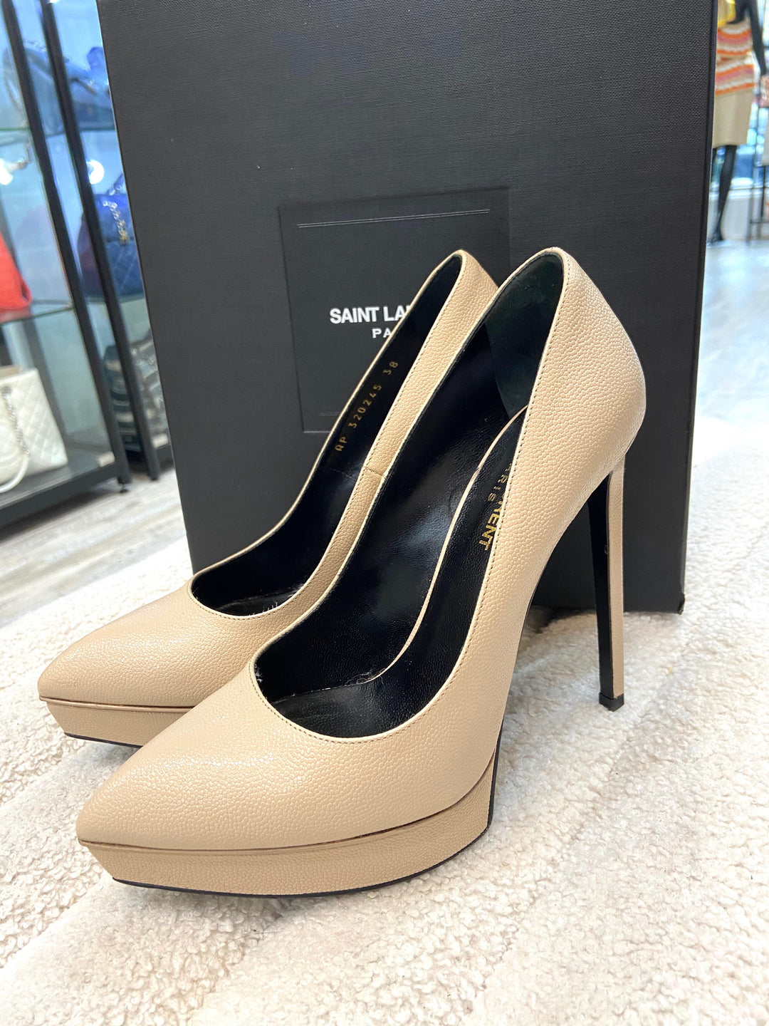 YVES SAINT LAUREN JANIS GRAINED LEATHER PLATFORM PUMPS