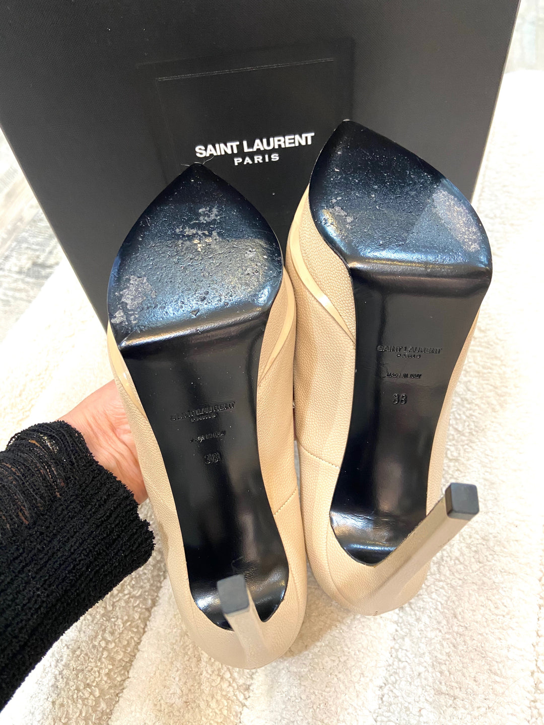 YVES SAINT LAUREN JANIS GRAINED LEATHER PLATFORM PUMPS