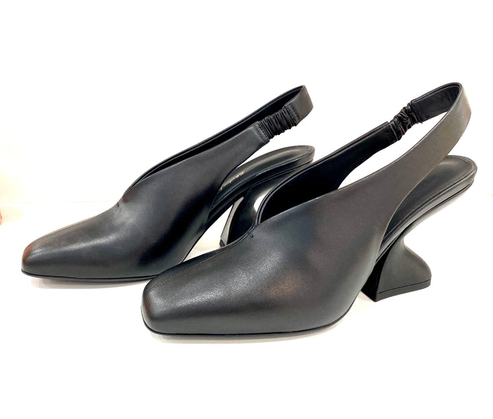 FERRAGAMO CALFSKIN LEATHER SLOANE SLINGBACK PUMPS