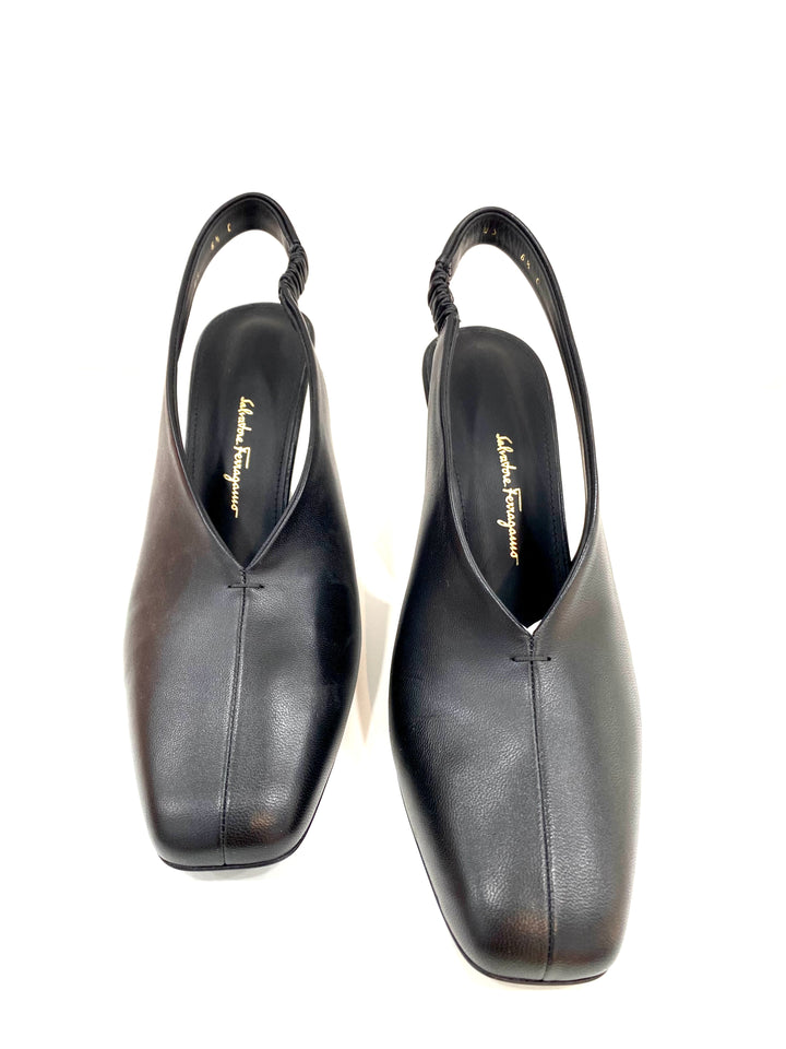 FERRAGAMO CALFSKIN LEATHER SLOANE SLINGBACK PUMPS