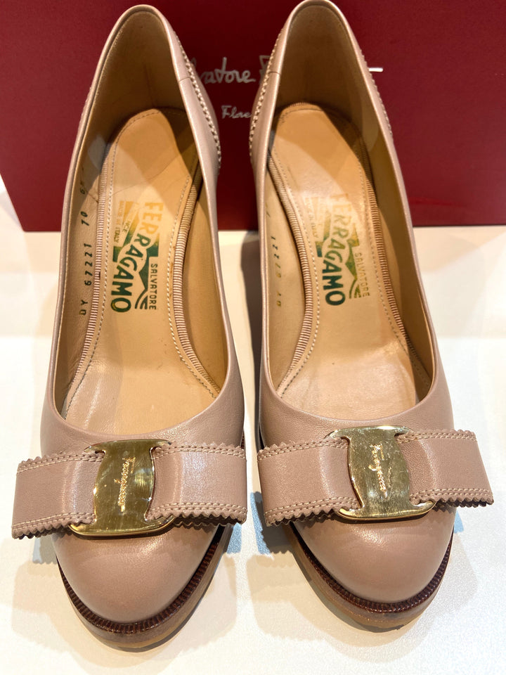 SALVATORE FERRAGAMO REBECCA VERA BOW LEATHER PUMPS
