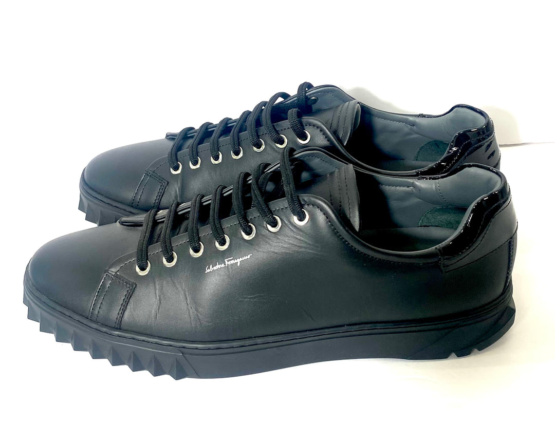 FERRAGAMO CUBE LEATHER LOW-TOP SNEAKERS