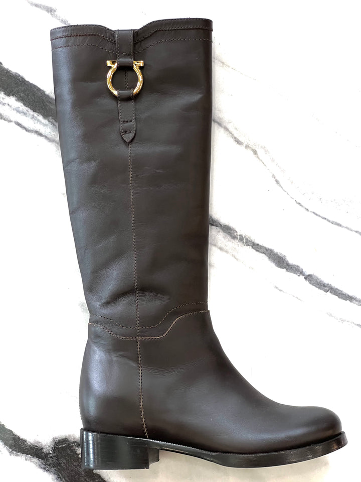 SALVATORE FERRAGAMO FERSEA GANCINI LEATHER RIDING BOOTS