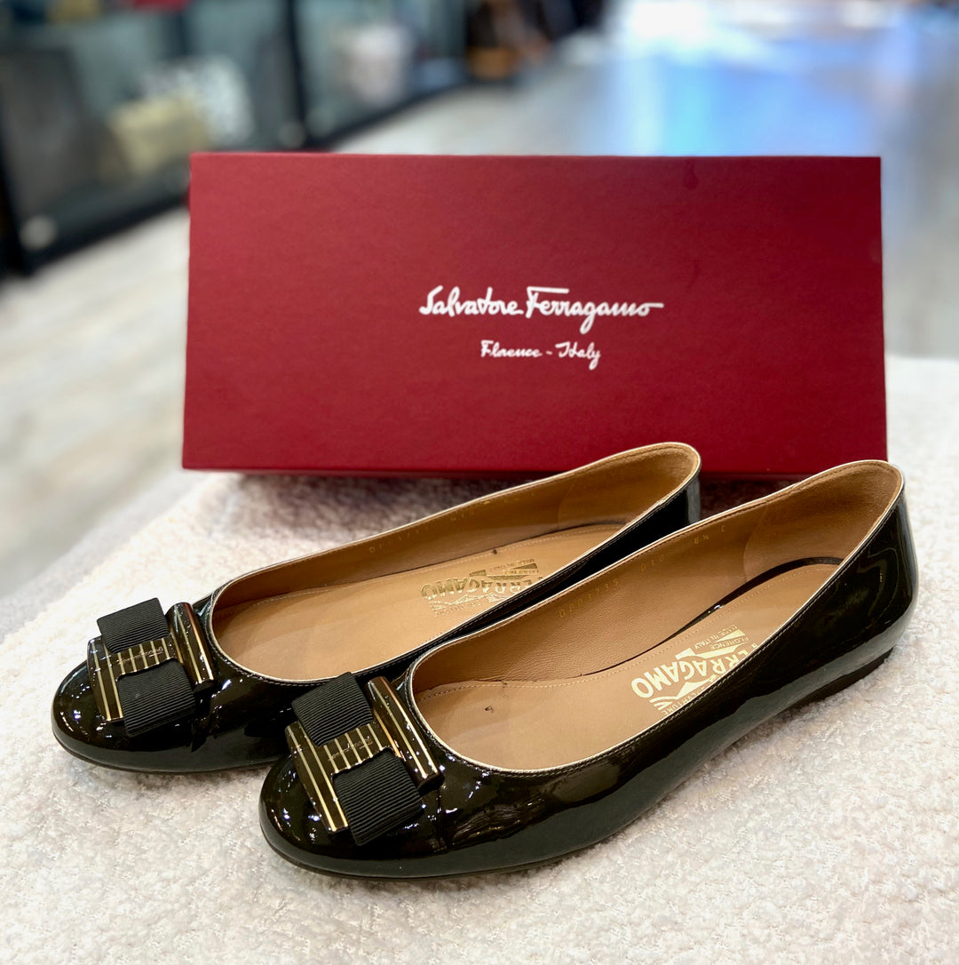 SALVATORE FERRAGAMO SHINY PATENT NINNA BALLET FLATS