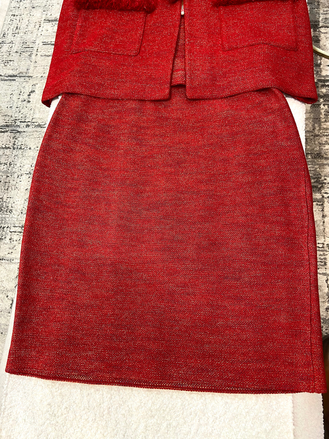 ST. JOHN BY MARIE GRAY BLAZER &amp; SKIRT SUIT