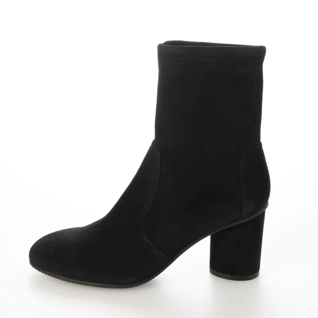 STUART WEITZMAN BLACK SUEDE BOOTIES