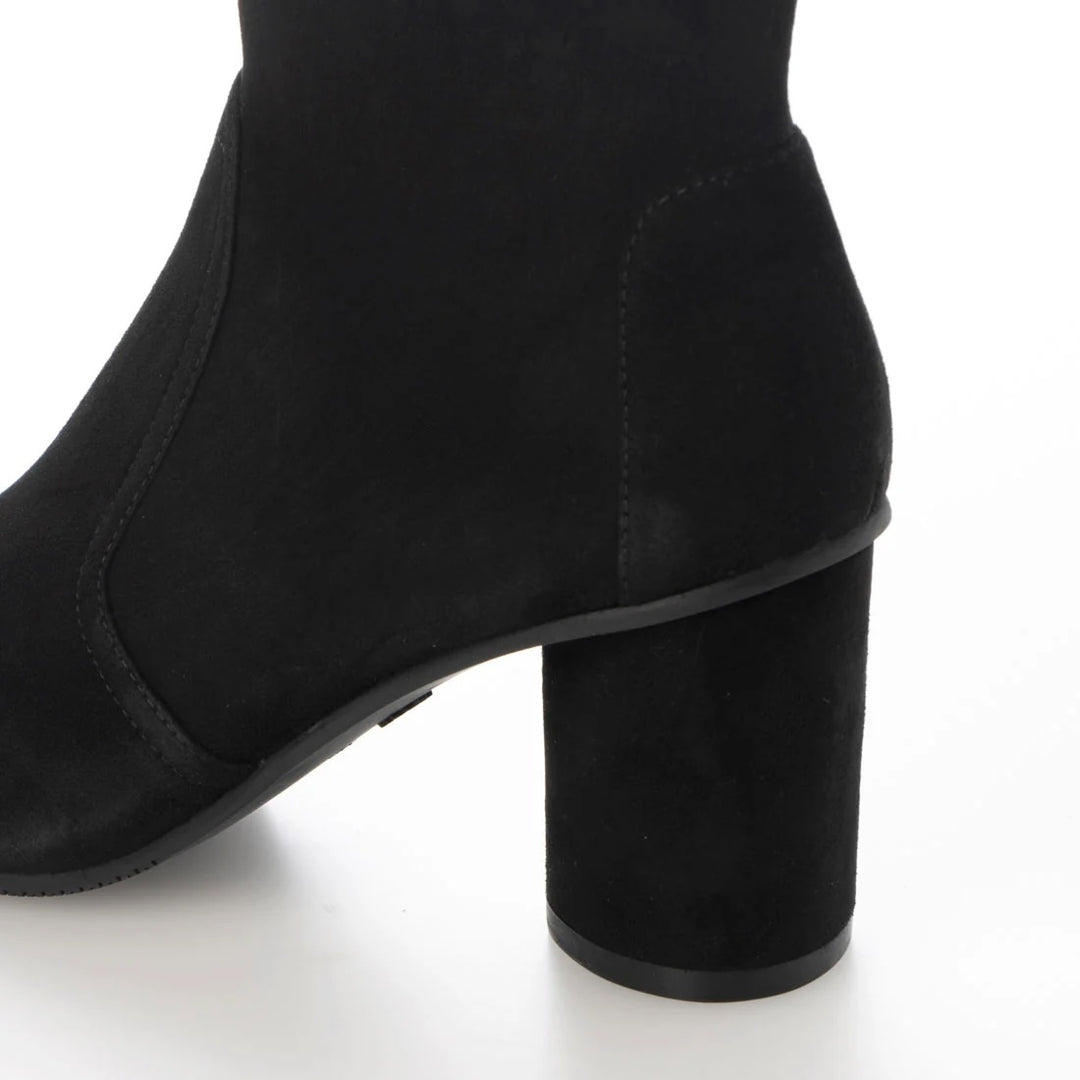 STUART WEITZMAN BLACK SUEDE BOOTIES