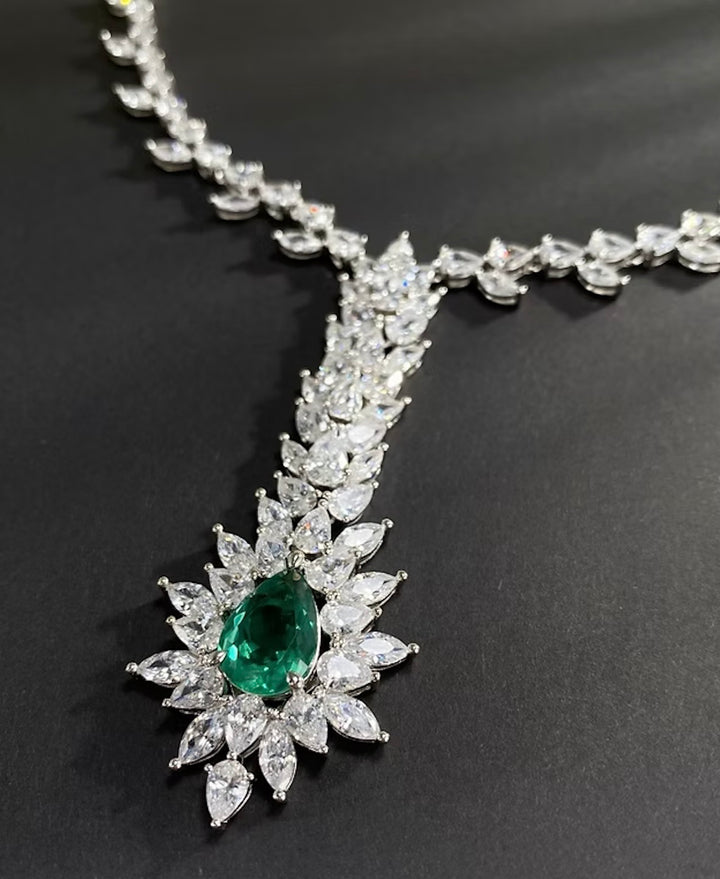 STERLING SILVER EMERALD LARIAT SWAROVSKI® CRYSTAL NECKLACE