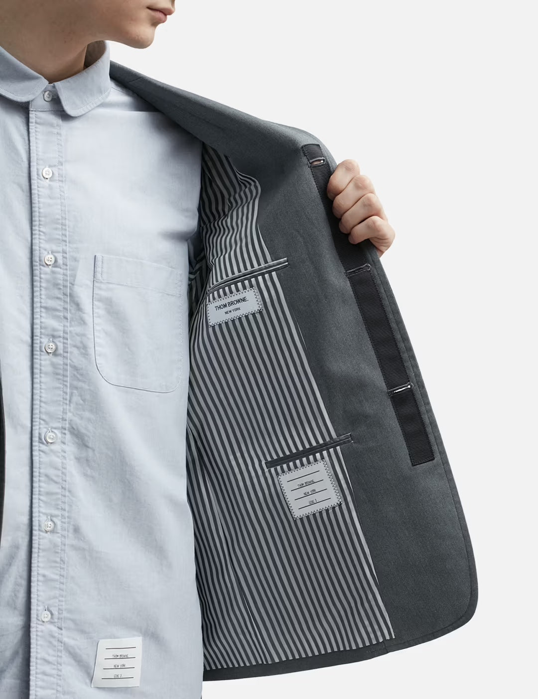 THOM BROWNE ARMBAND SINGLE BREASTED MEN&