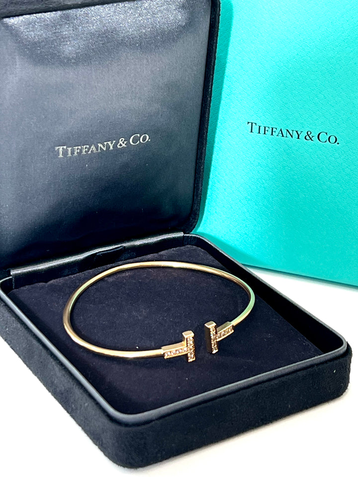 TIFFANY &amp; CO. T-WIRE 18K YELLOW GOLD DIAMOND BRACLET