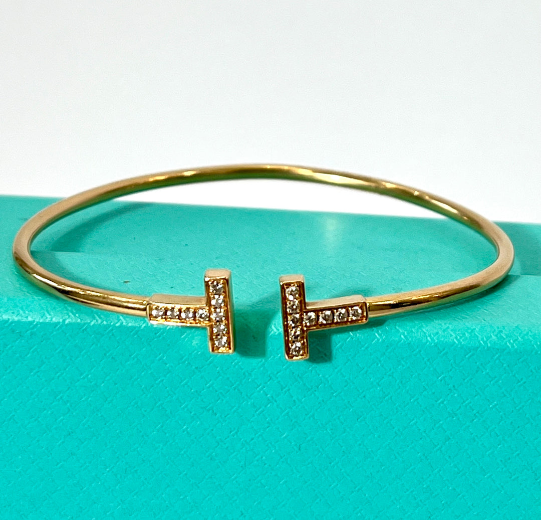 TIFFANY &amp; CO. T-WIRE 18K YELLOW GOLD DIAMOND BRACLET