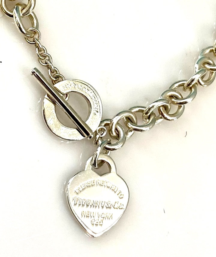 TIFFANY &amp; CO. RTT STERLING SILVER HEART TOGGLE NECKLACE
