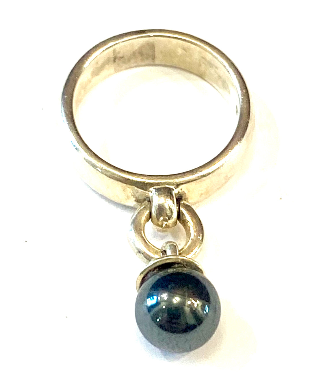 TIFFANY &amp; CO. VINTAGE STERLING SILVER ONYX CHARM RING