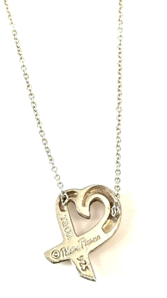 TIFFANY &amp; CO. PALOMA PICASSO® LOVING HEART PENDANT NECKLACE – STERLING SILVER