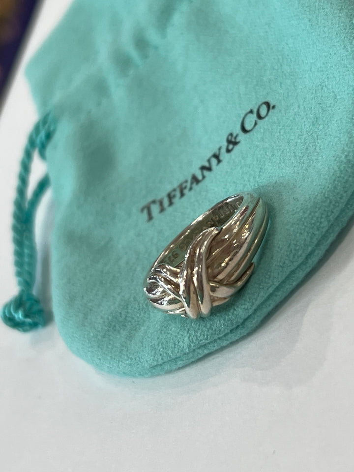 TIFFANY & CO. STERLING SILVER SIGNATURE LOVE KNOT X RING