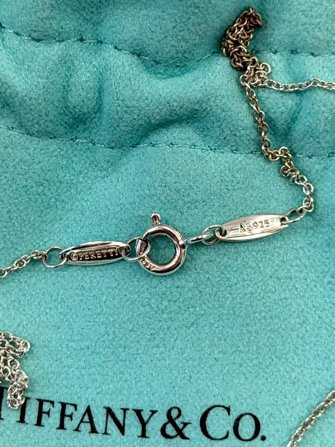 TIFFANY AND CO. STERLING SILVER ELSA PERETTI BEAN PENDANT NECKLACE