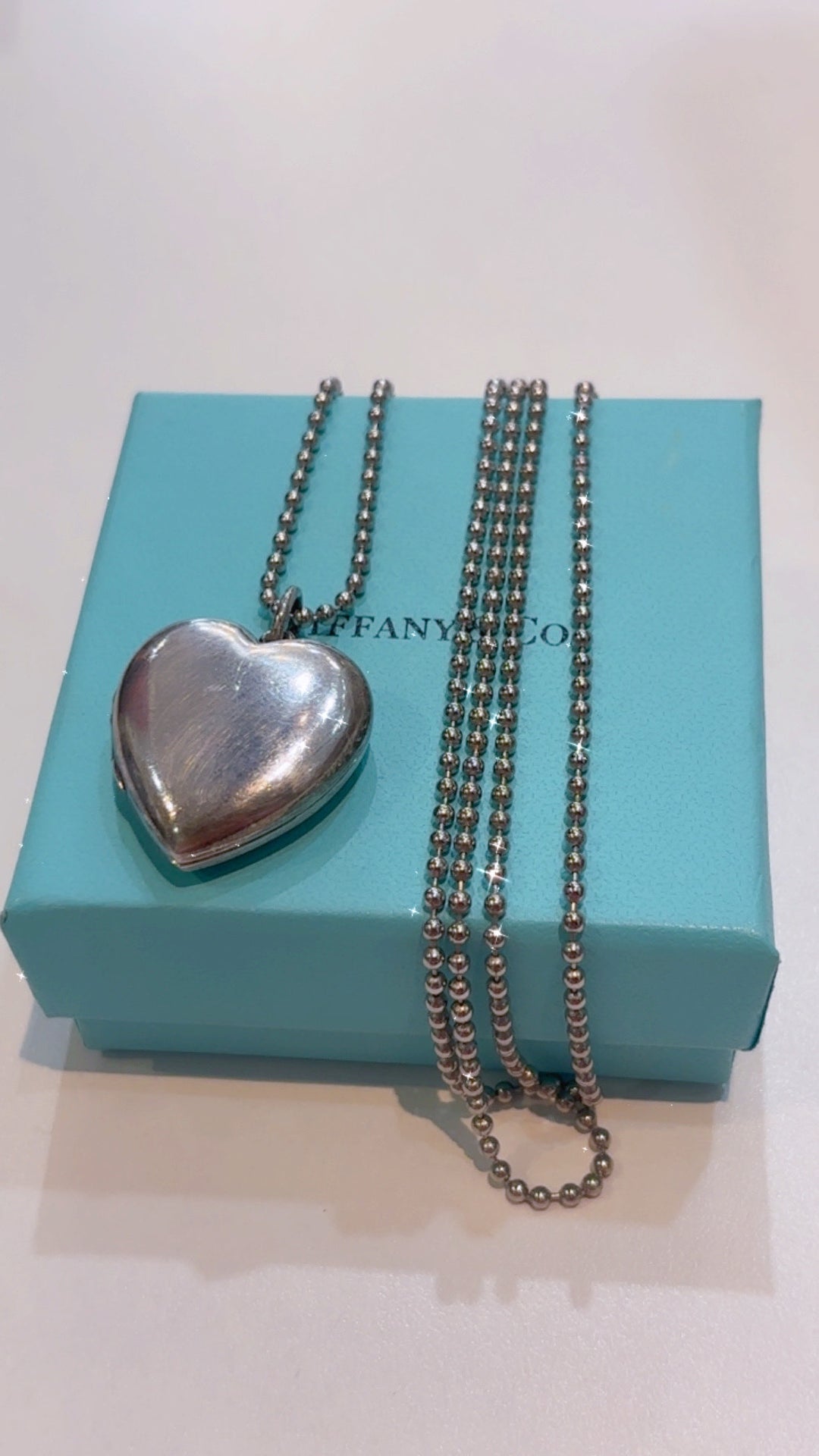 TIFFANY &amp; CO. 925 STERLING SILVER LARGE HEART LOCKET NECKLACE