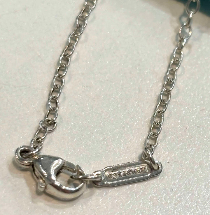 TIFFANY &amp; CO. 925 STERLING SILVER LEAF PENDANT NECKLACE