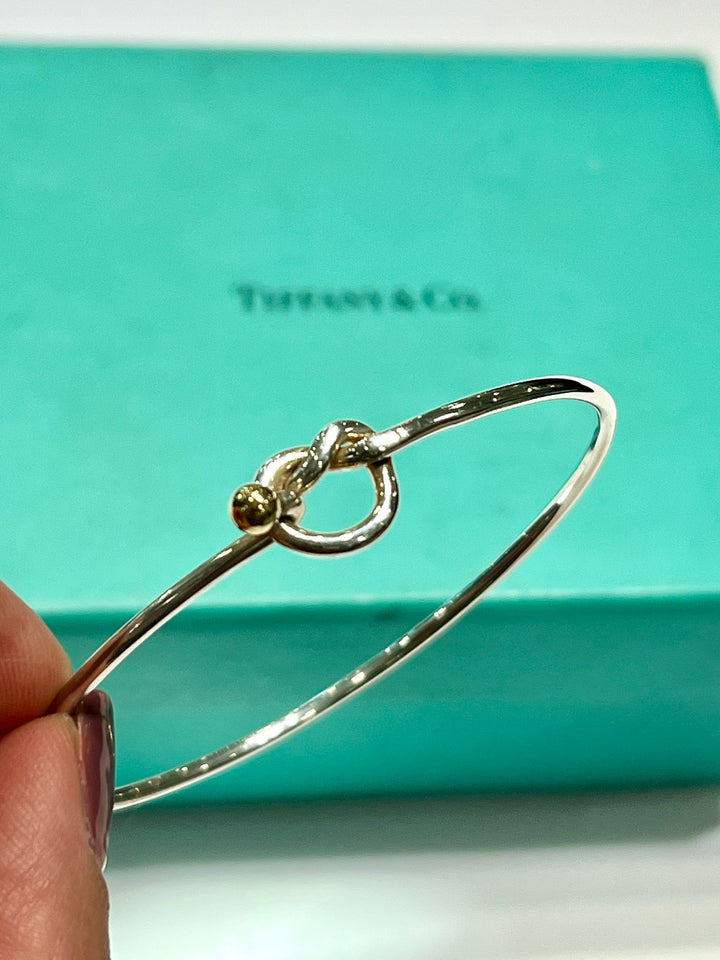 TIFFANY &amp; CO. LOVE KNOT HOOK &amp; EYE BRACELET