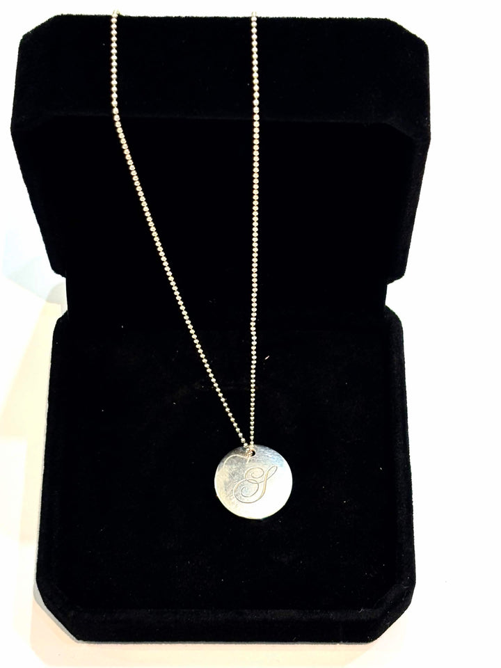 TIFFANY &amp; CO. SILVER INITIAL "S" DISC PENDANT STERLING SILVER NECKLACE