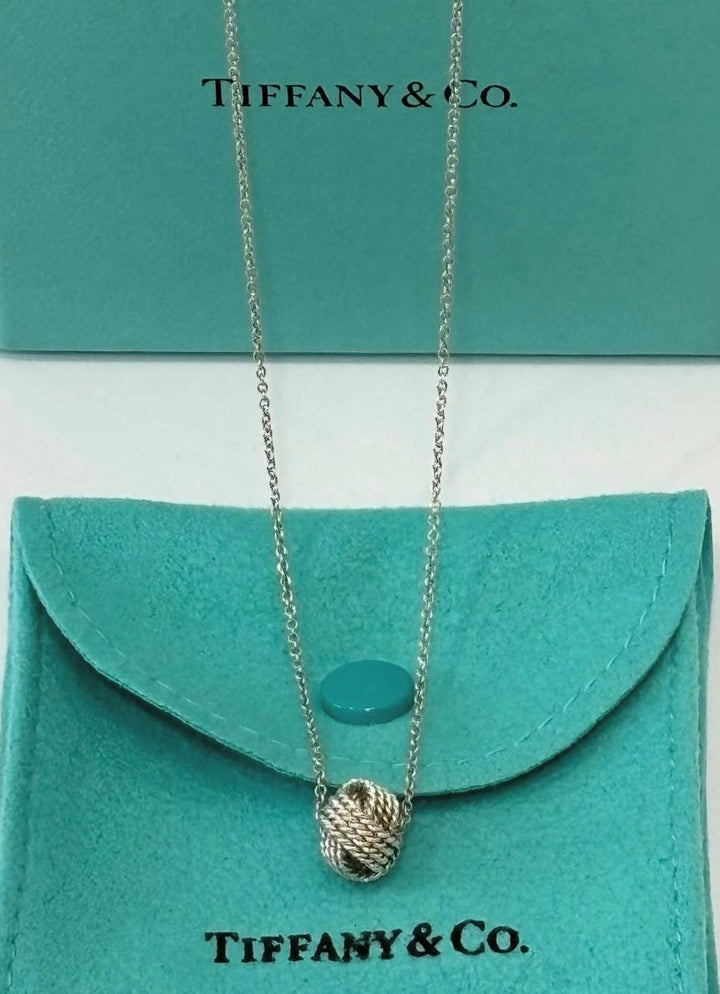 TIFFANY &amp; CO. STERLING SILVER KNOT PENDANT