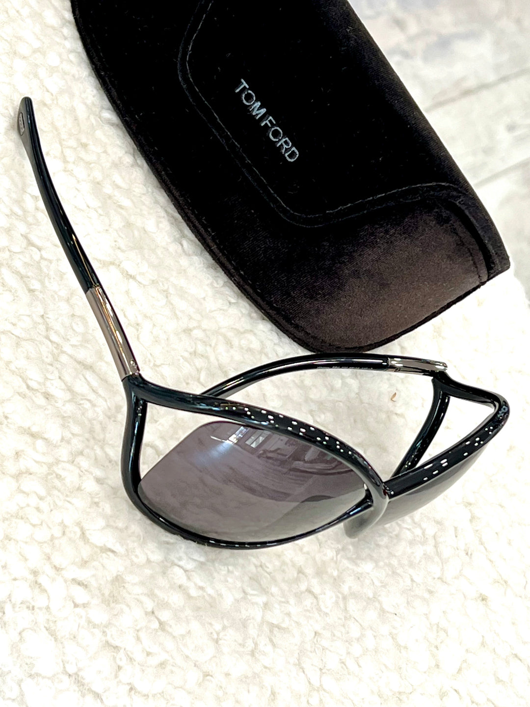 TOM FORD POLARIZED WHITNEY OVERSIZED SUNGLASSES