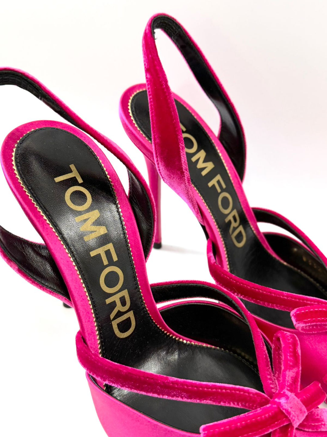 TOM FORD BOW 105 SATIN &amp; VELVET SLINGBACK PUMPS