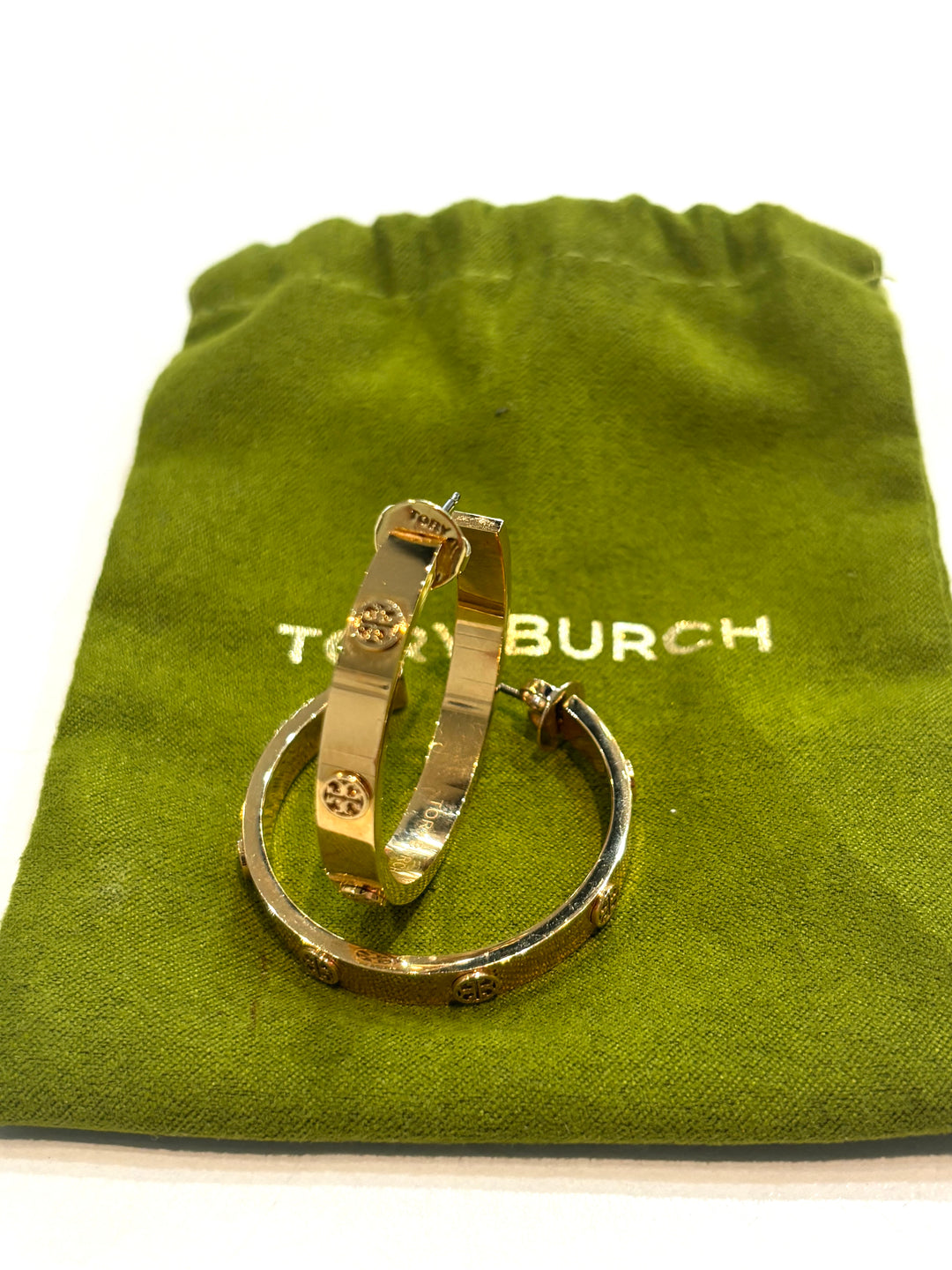TORY BURCH MILLER 18K GOLD PLATED HOOP EARRINGS