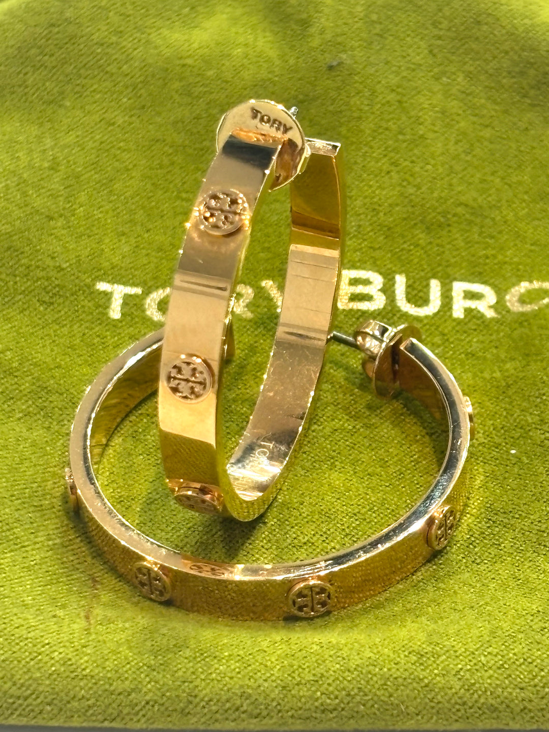 TORY BURCH MILLER 18K GOLD PLATED HOOP EARRINGS