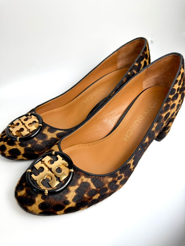 TORY BURCH MULTI LOGO CALF-HAIR LEOPARD PUMPS