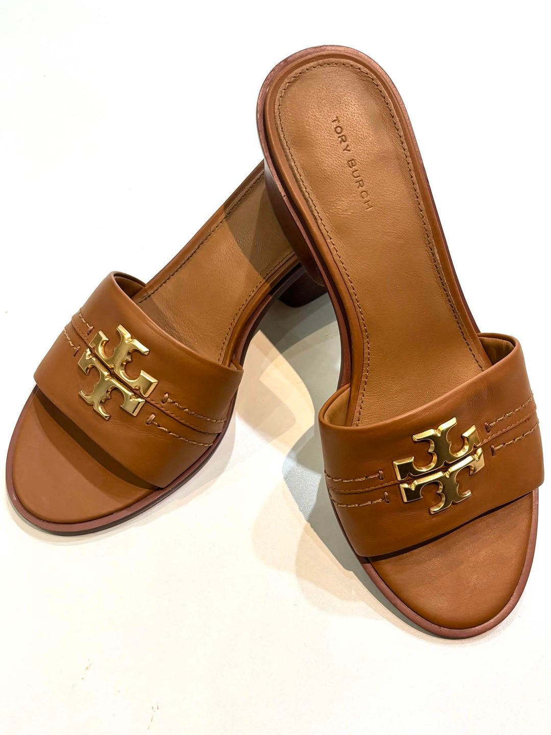 TORY BURCH EVERLY LEATHER GOLD HARDWARE BLOCK HEEL SANDALS