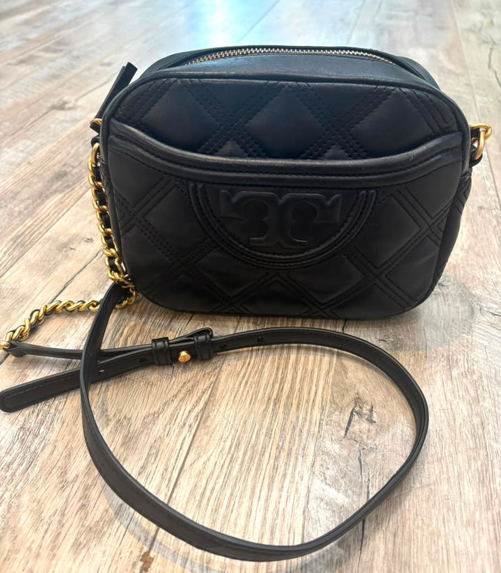 TORY BURCH FLEMING SOFT LEATHER CAMERA BAG