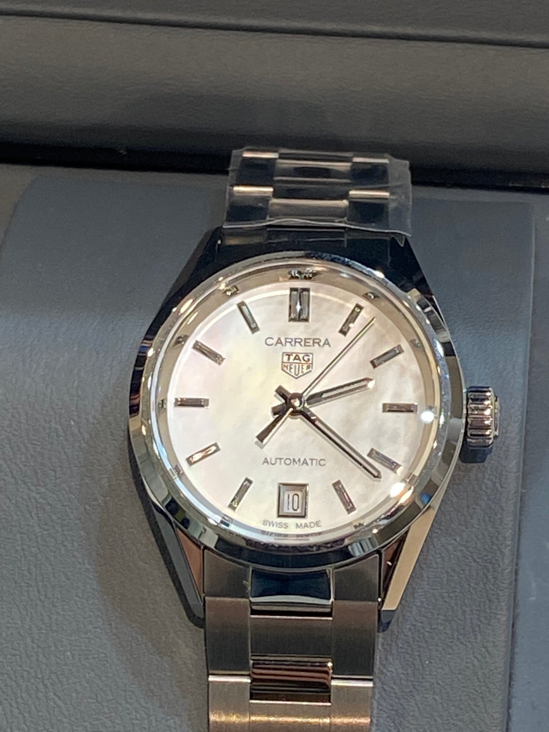 TAG HEUER CARRERA MOTHER OF PEARL 29MM LADIES WATCH