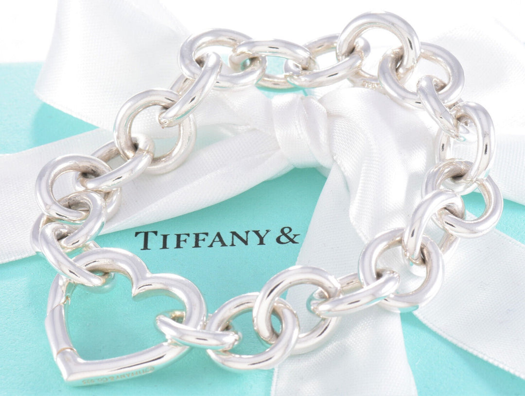 TIFFANY &amp; CO. STERLING SILVER HEART CLASP CHAIN BRACELET