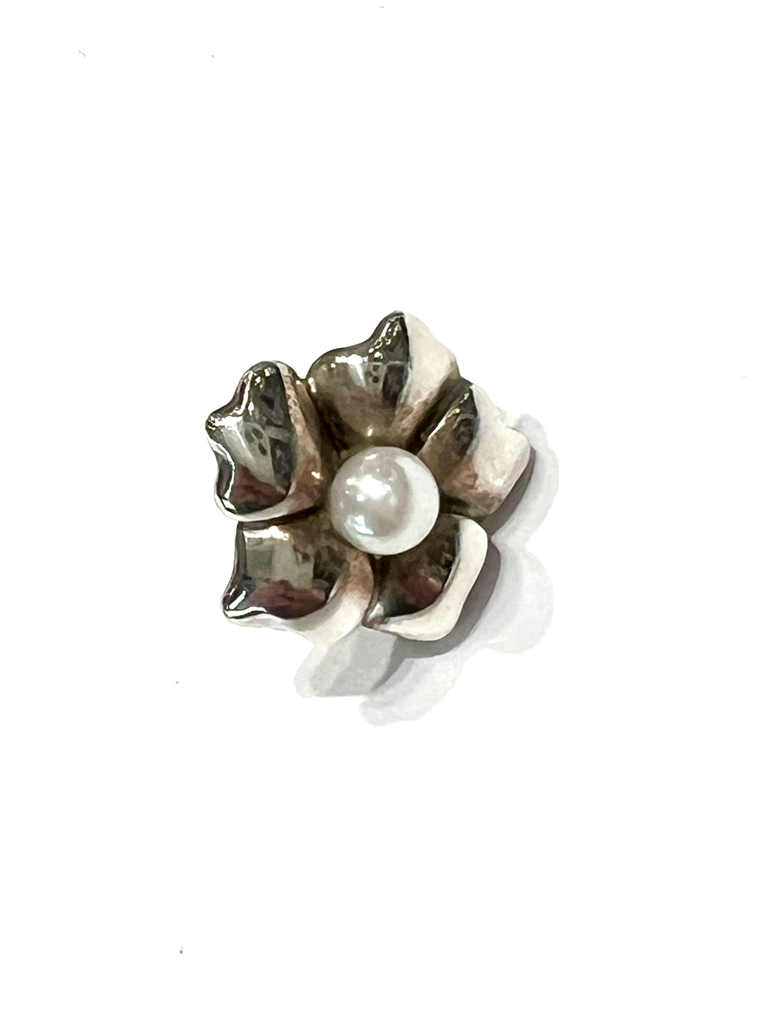 TIFFANY &amp; CO. PEARL FLOWER STERLING SILVER STUD EARRINGS