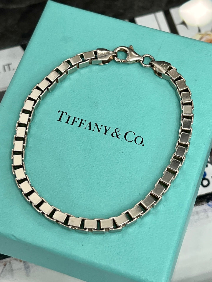 TIFFANY &amp; CO. STERLING SILVER VENETIAN BOX LINK BRACELET
