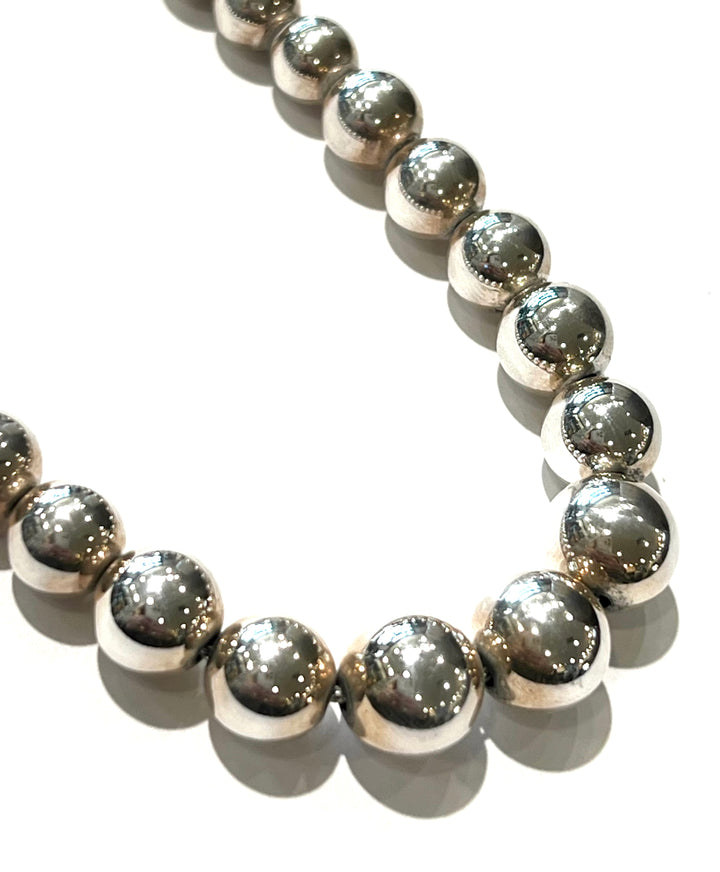 TIFFANY &amp; CO. STERLING SILVER HARDWARE GRADUATED BALL NECKLACE