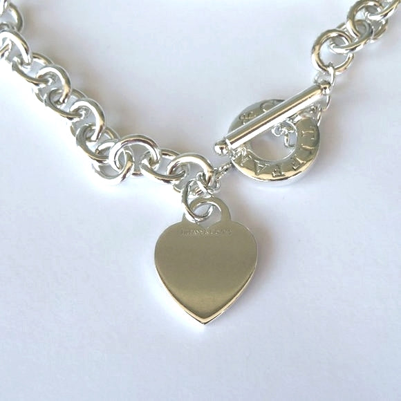 TIFFANY &amp; CO. HEART TAG TOGGLE NECKLACE