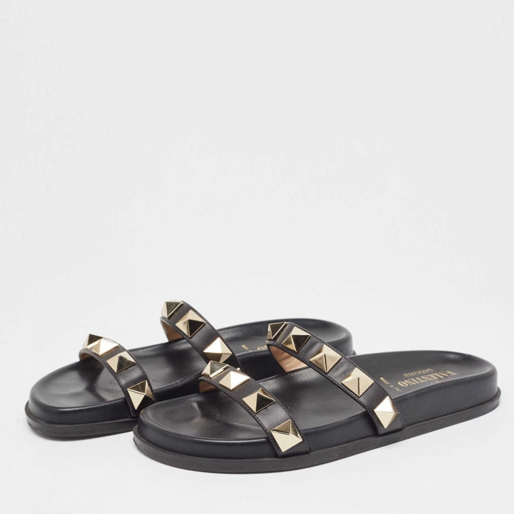 VALENTINO CALFSKIN LEATHER MACRO ROCKSTUD SLIDES